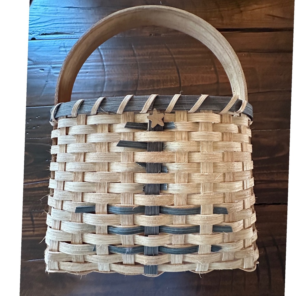 Handmade Woven Splint Wall Hanging Basket Christmas Tree Star Primitive Decor